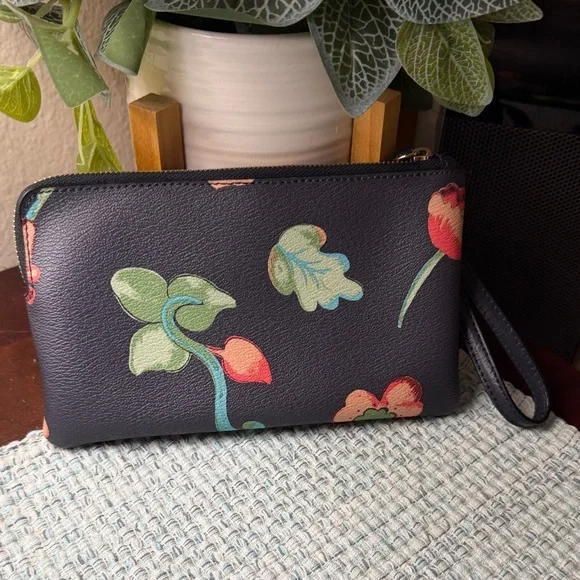 COACH Navy Floral Leather Wristlet with Multicolor Blooms - Picture 2 of 12